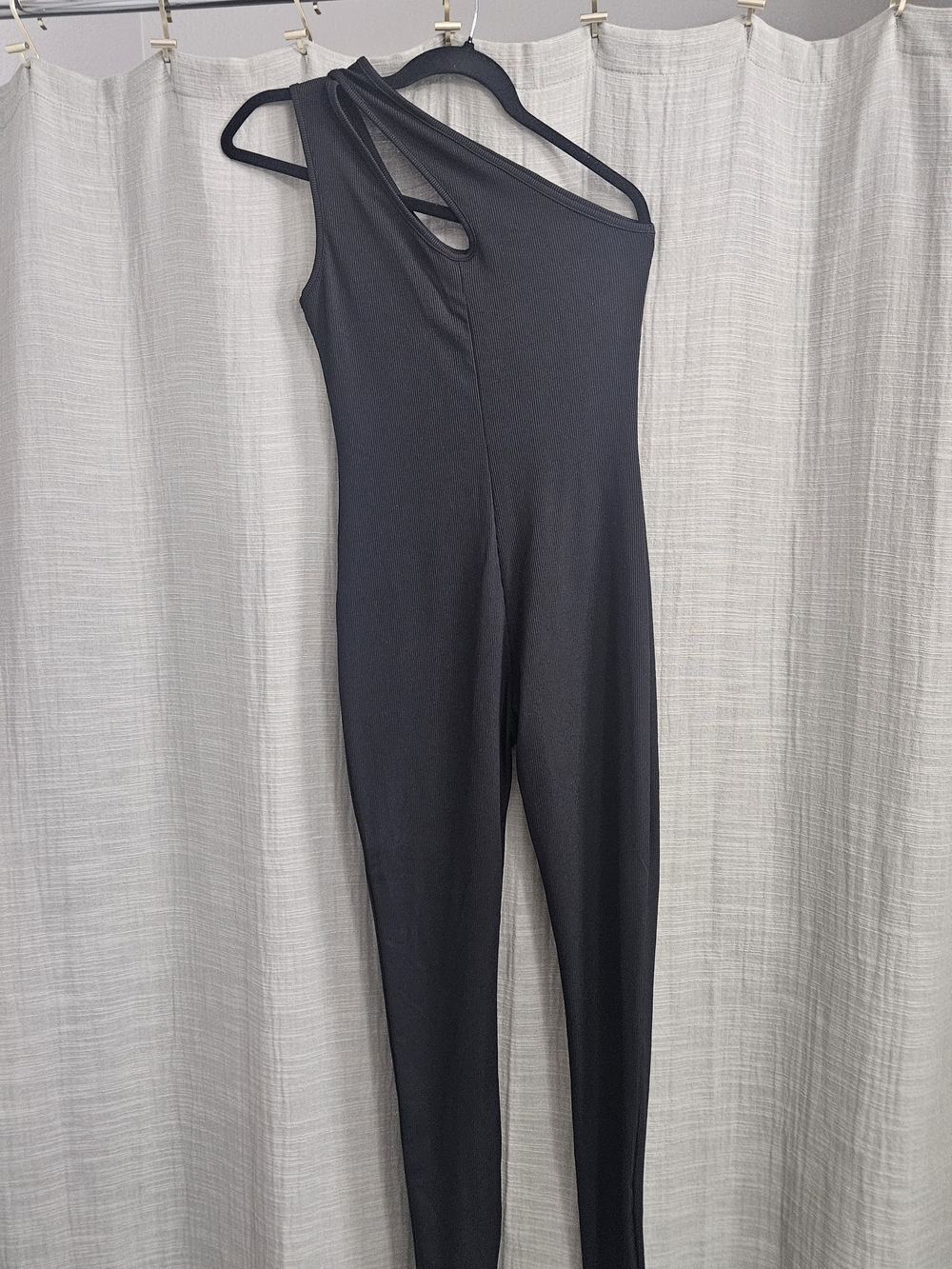 Asymmetric One-Shoulder Black Jumpsuit with Cutout Detail